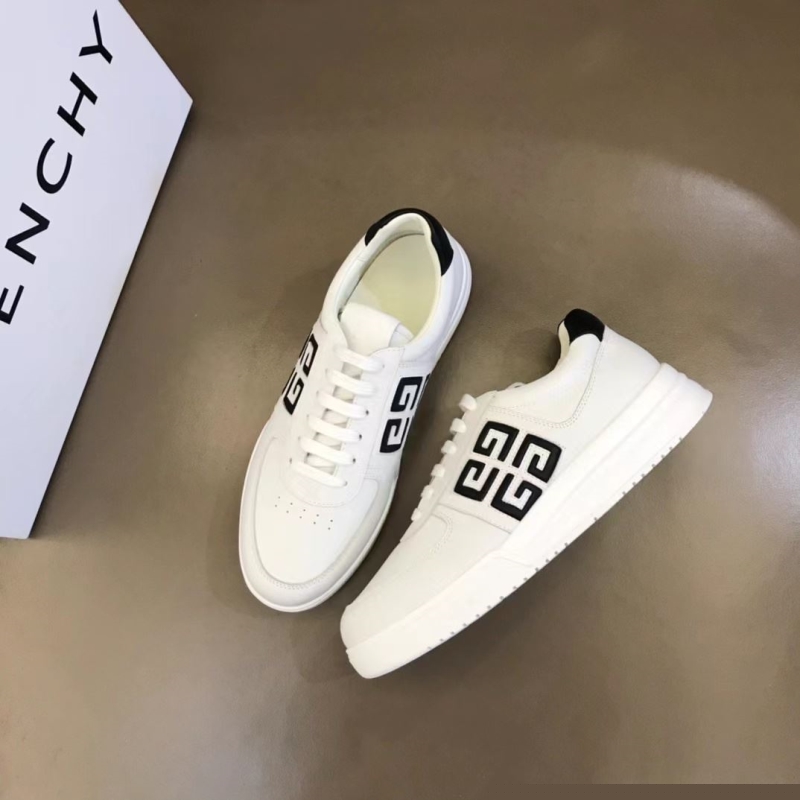 Givenchy Sneakers